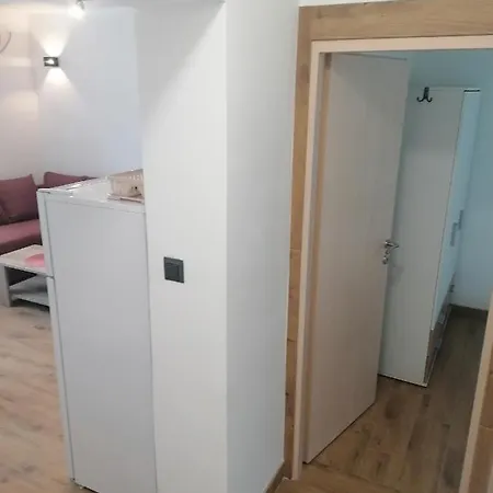 Braun Apartment
