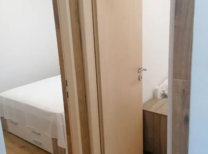 Braun Διαμέρισμα *